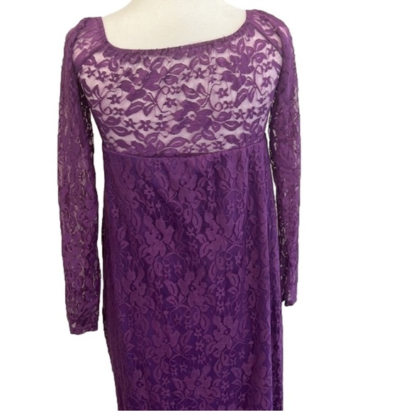 ⭐️OFF Shoulder Lace Mermaid Maternity Maxi Dress⭐️ - Picture 6 of 6